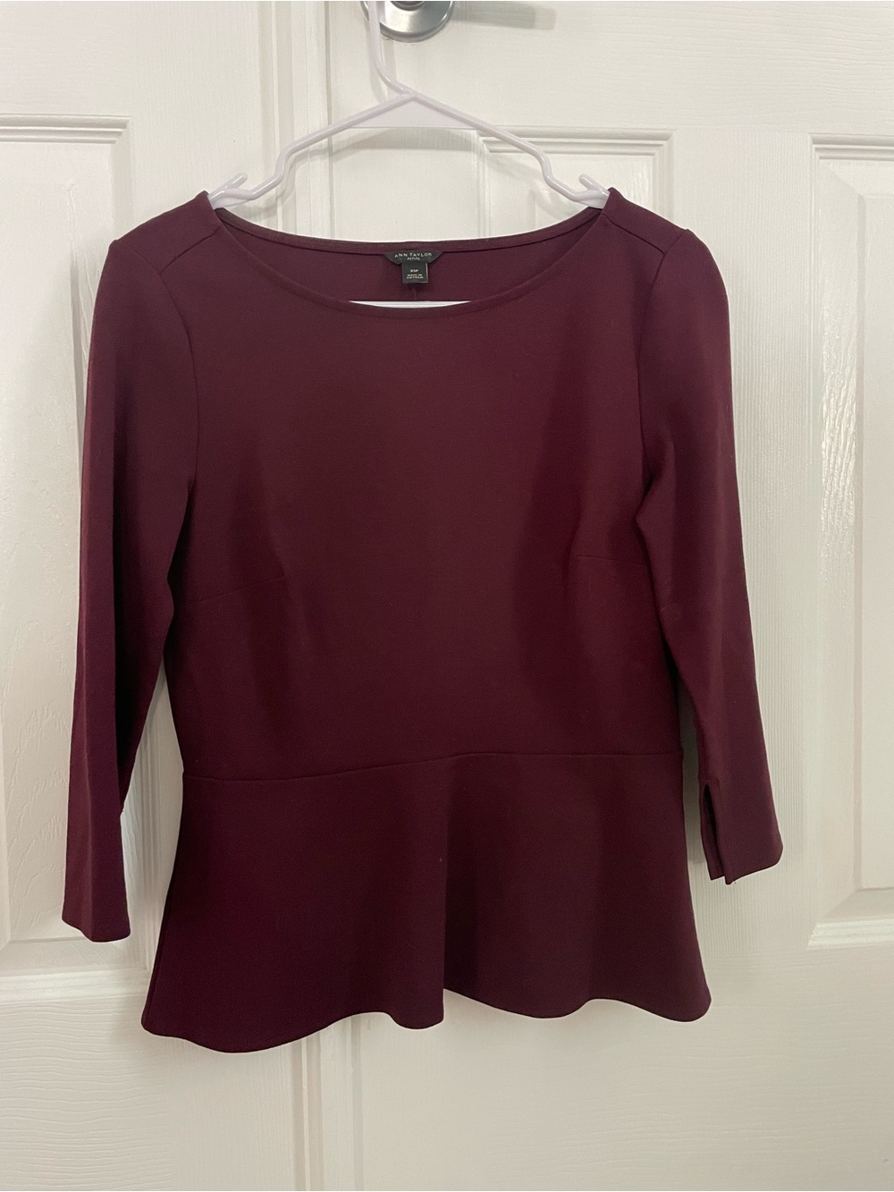Ann Taylor Wine Peplum 3/4 Sleeve Top
